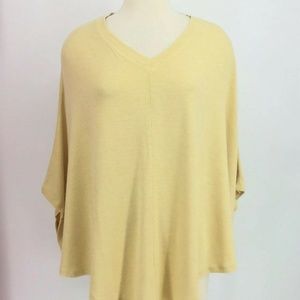 🎄 Serena Williams Poncho Top XS Small Pullover